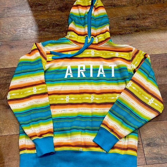 Ariat Tops - Women’s Ariat hoodie